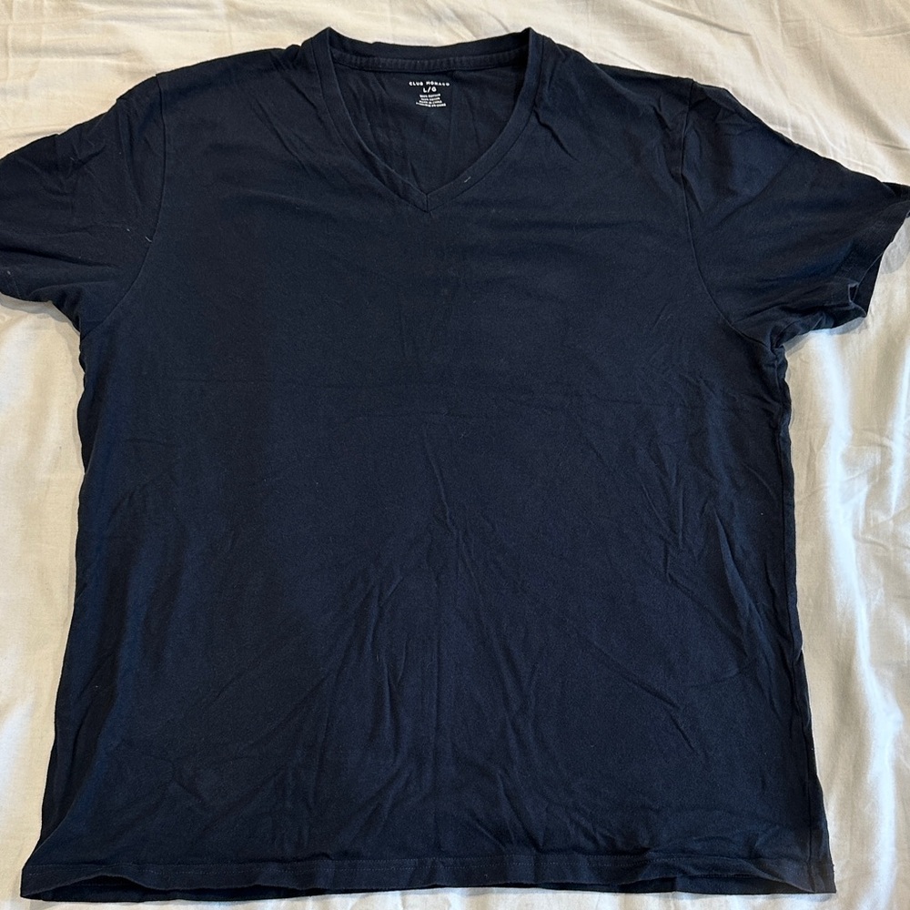 Club Monaco Men's Navy V-Neck Tee